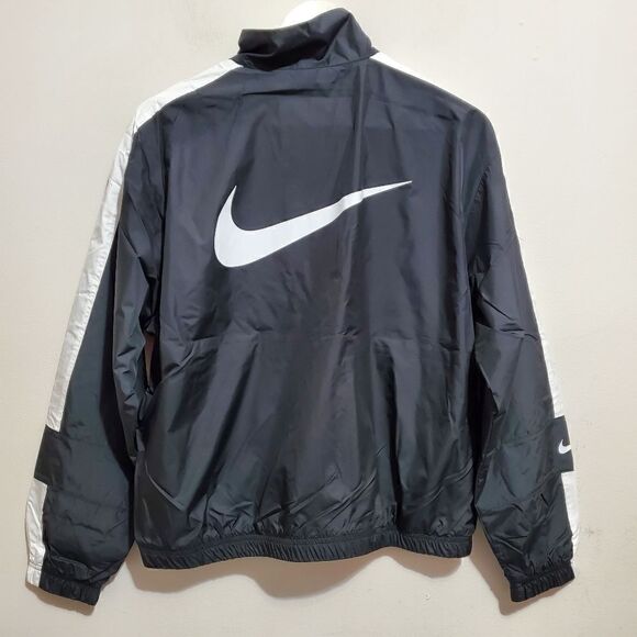 Nike Sportswear Women's Sz Sm Black/White Repel Essential Jacket (DV3006-010) - Picture 2 of 11